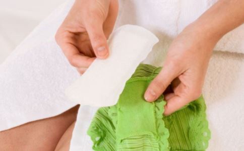 青年红皮病型牛皮癣的治疗原则 青年红皮病型牛皮癣的治疗原则