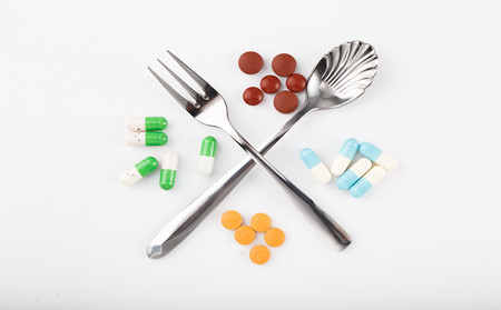 半个世纪前的过期药炒成天价神药,你还敢生病吗 半个世纪前的过期药炒成天价神药,你还敢生病吗